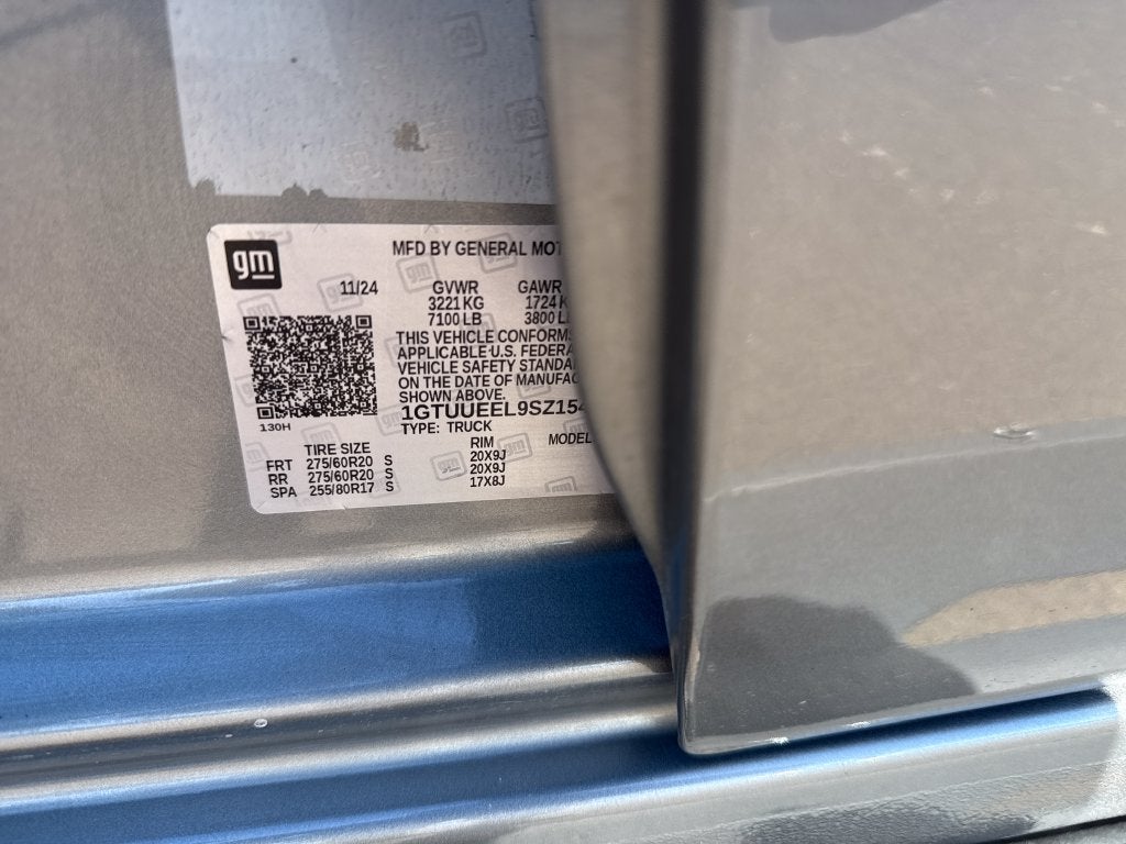 2025 GMC Sierra 1500 4WD Crew Cab Short Box AT4