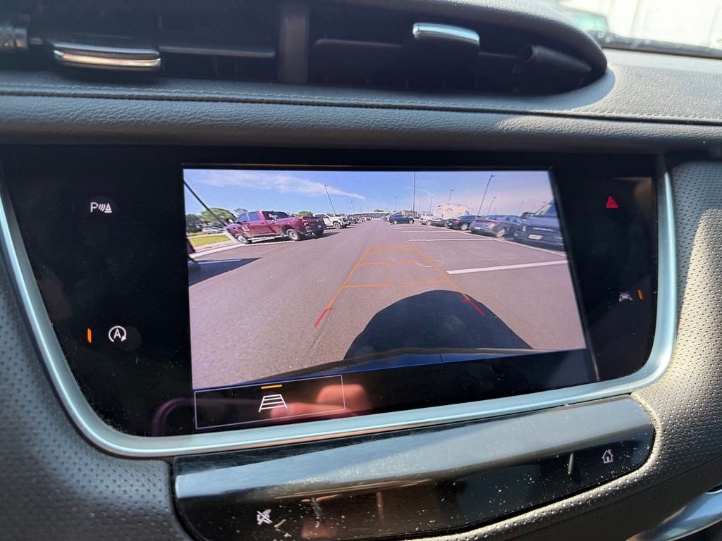2023 Cadillac XT6 Luxury