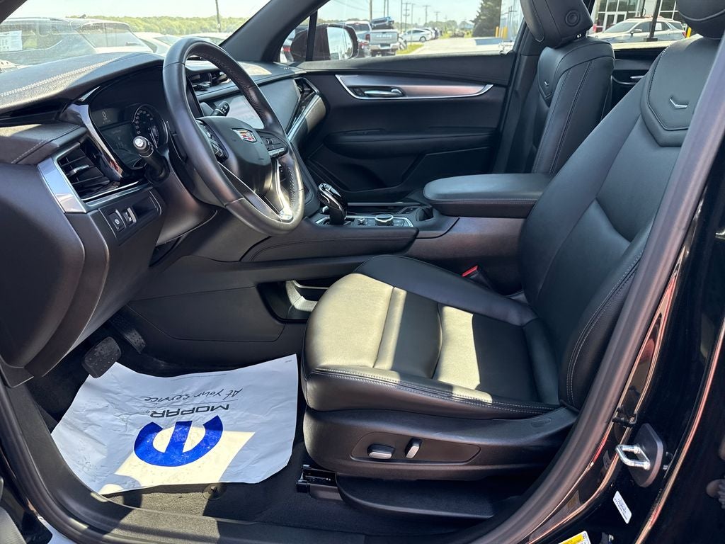 2023 Cadillac XT6 Luxury