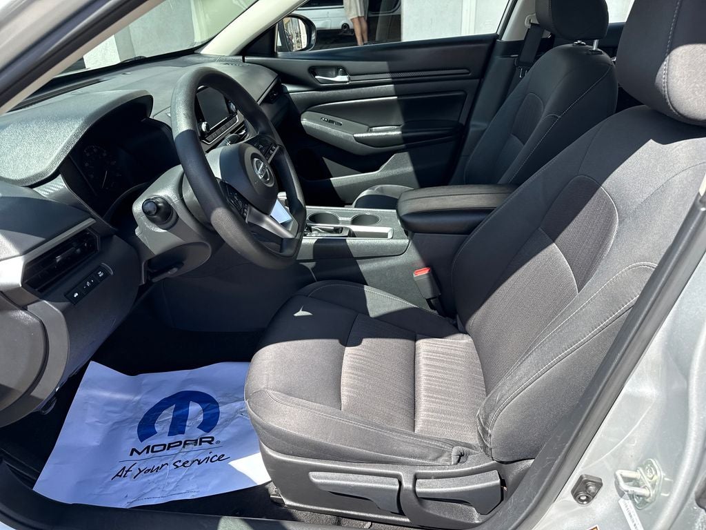 2022 Nissan Altima S FWD