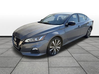 2021 Nissan Altima SR FWD