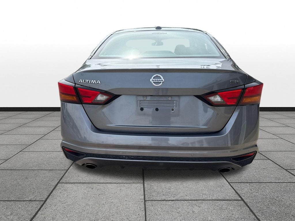 2021 Nissan Altima SR FWD