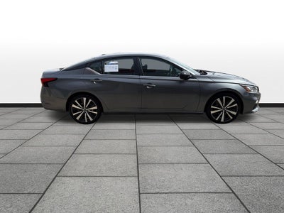 2021 Nissan Altima SR FWD