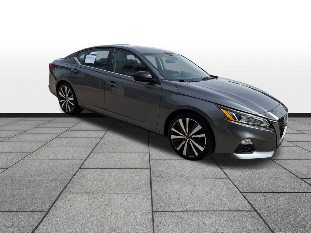 2021 Nissan Altima SR FWD
