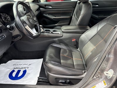 2021 Nissan Altima SR FWD
