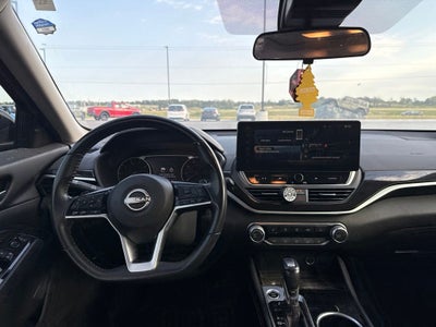 2023 Nissan Altima SR Intelligent AWD