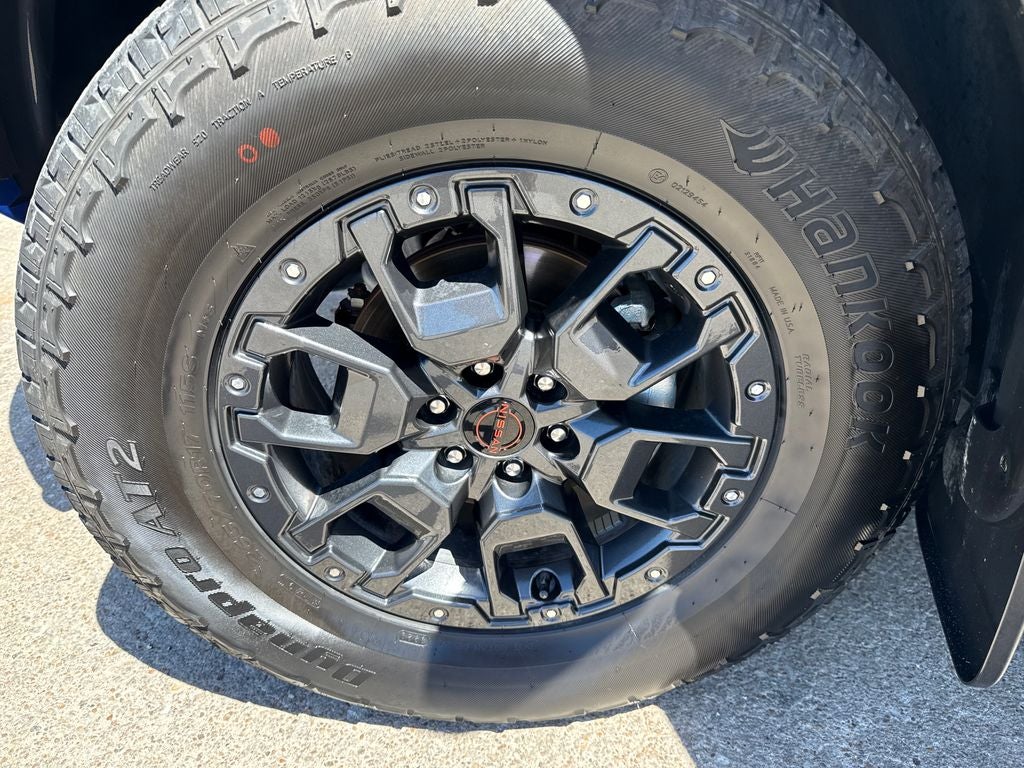 2024 Nissan Frontier Crew Cab PRO-4X 4x4