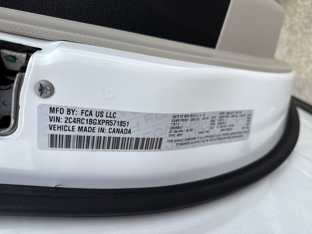 2023 Chrysler Pacifica Touring L