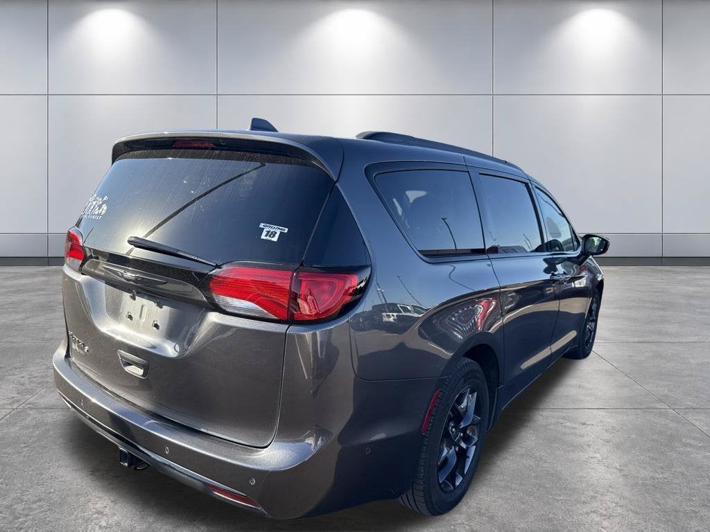 2019 Chrysler Pacifica Touring L Plus