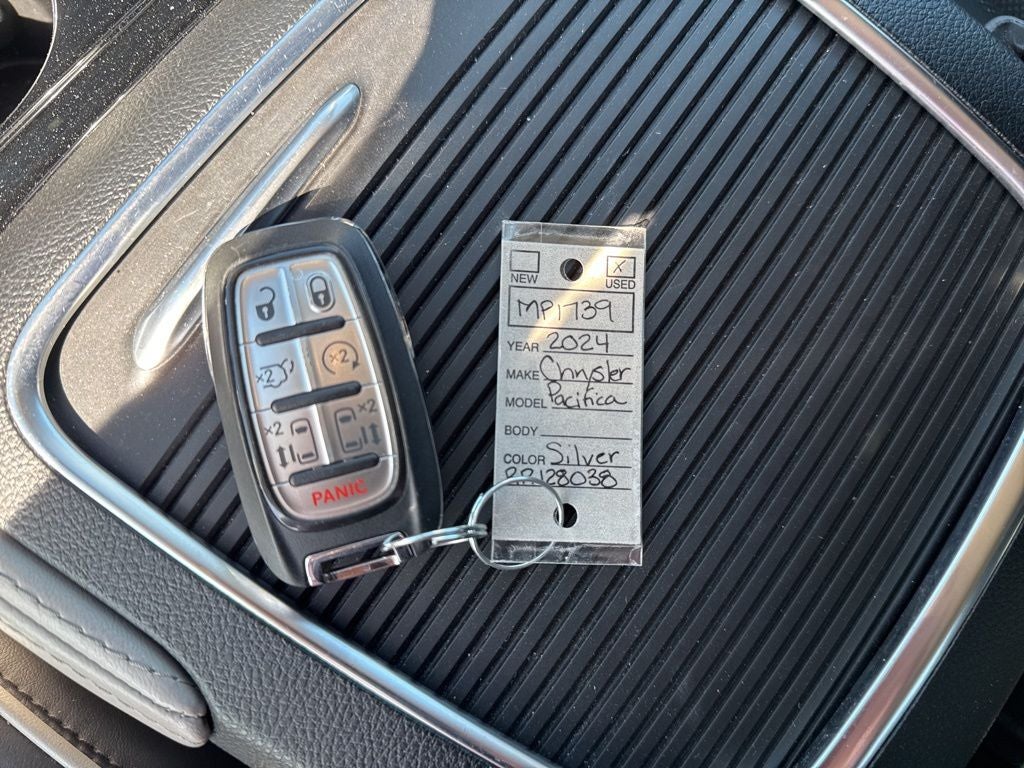 2024 Chrysler Pacifica Limited