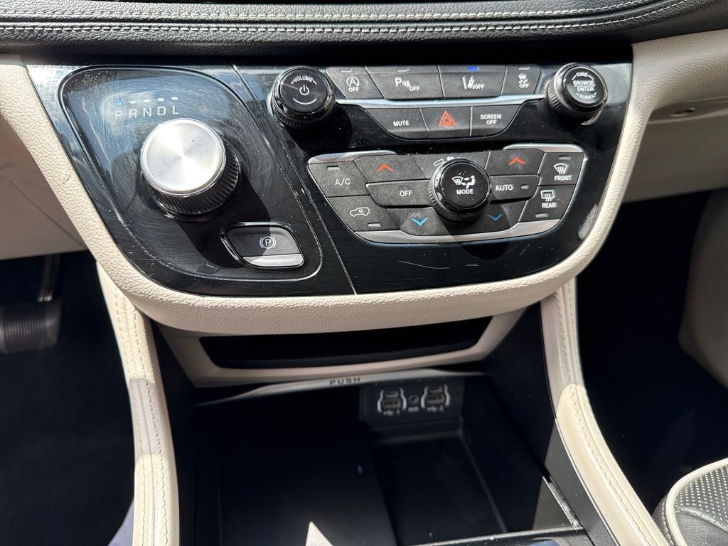 2024 Chrysler Pacifica Limited