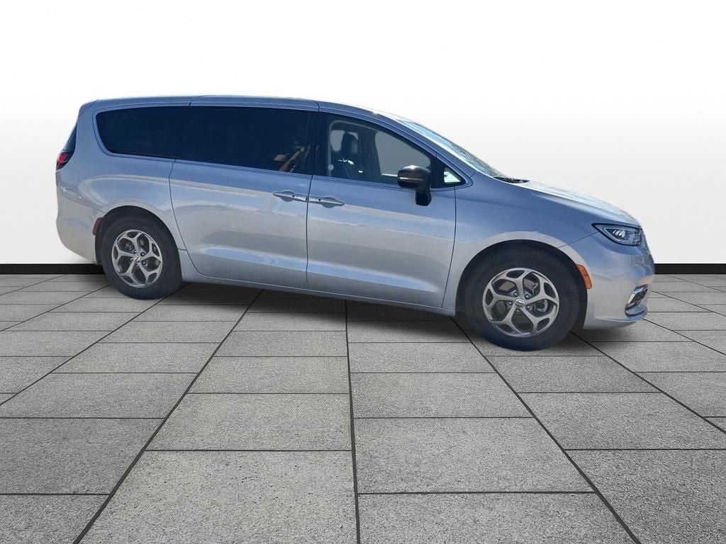 2024 Chrysler Pacifica Limited