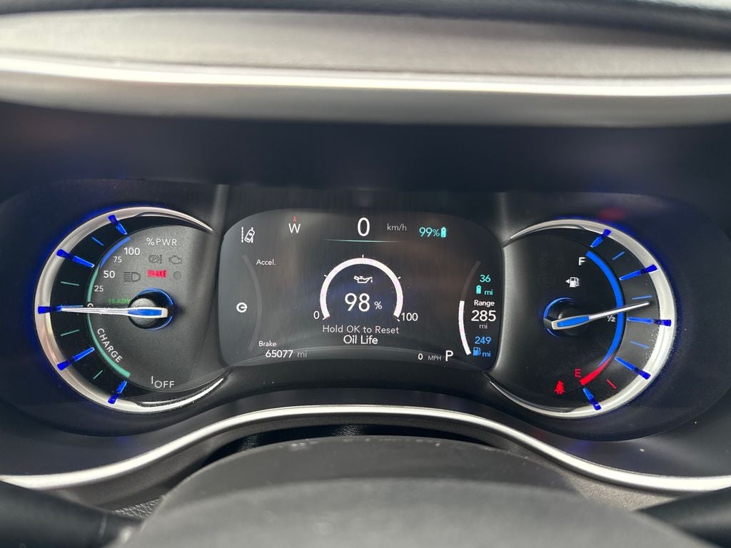 2024 Chrysler Pacifica Hybrid Select