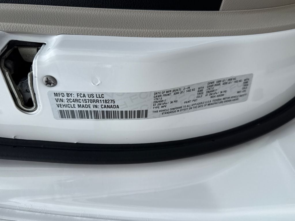 2024 Chrysler Pacifica Hybrid Select