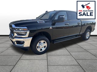 2025 RAM 2500 Tradesman Crew Cab 4x4 6'4' Box