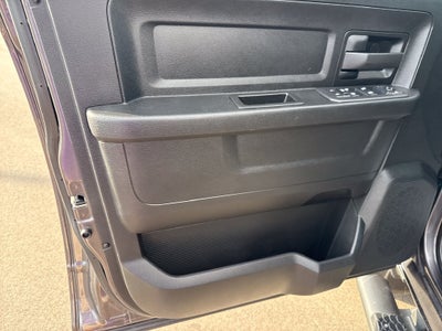 2025 RAM 2500 Tradesman Crew Cab 4x4 6'4' Box