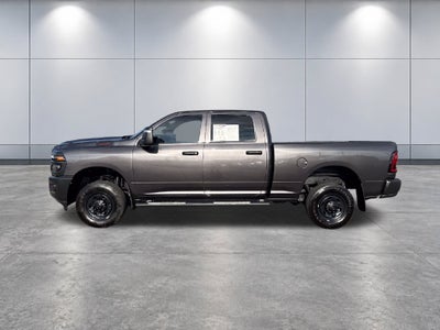 2025 RAM 2500 Tradesman Crew Cab 4x4 6'4' Box