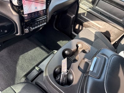2025 RAM 2500 Tradesman Crew Cab 4x4 6'4' Box
