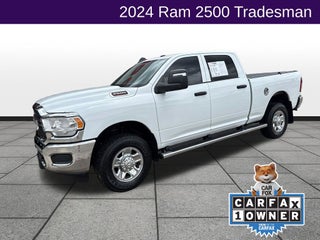 2024 RAM 2500 Tradesman Crew Cab 4x4 6'4' Box