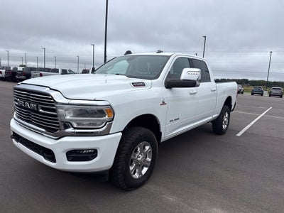2023 RAM 2500 Laramie Crew Cab 4x4 6'4' Box