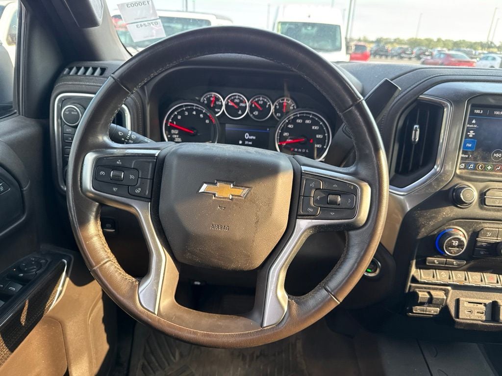 2021 Chevrolet Silverado 1500 4WD Crew Cab Short Bed LT