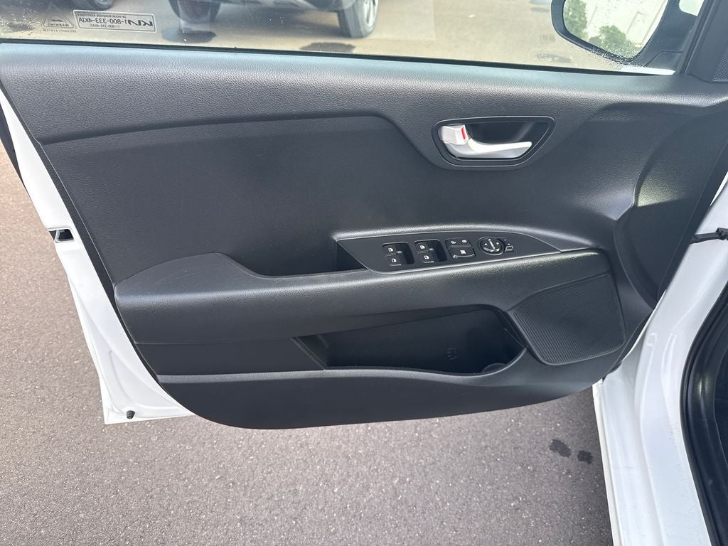 2022 Kia Rio S