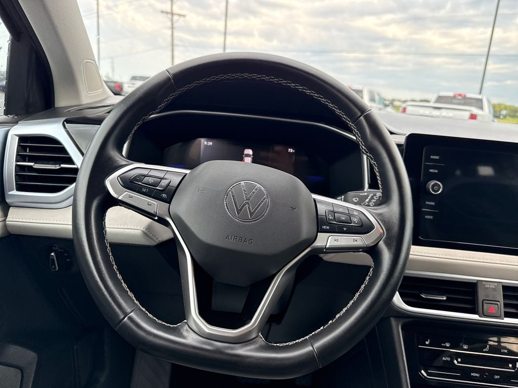 2025 Volkswagen Taos 1.5T SE