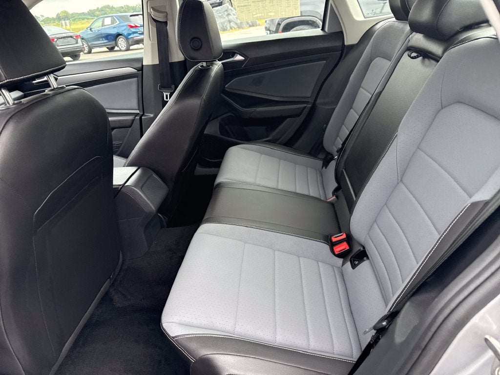 2025 Volkswagen Jetta 1.5T SE