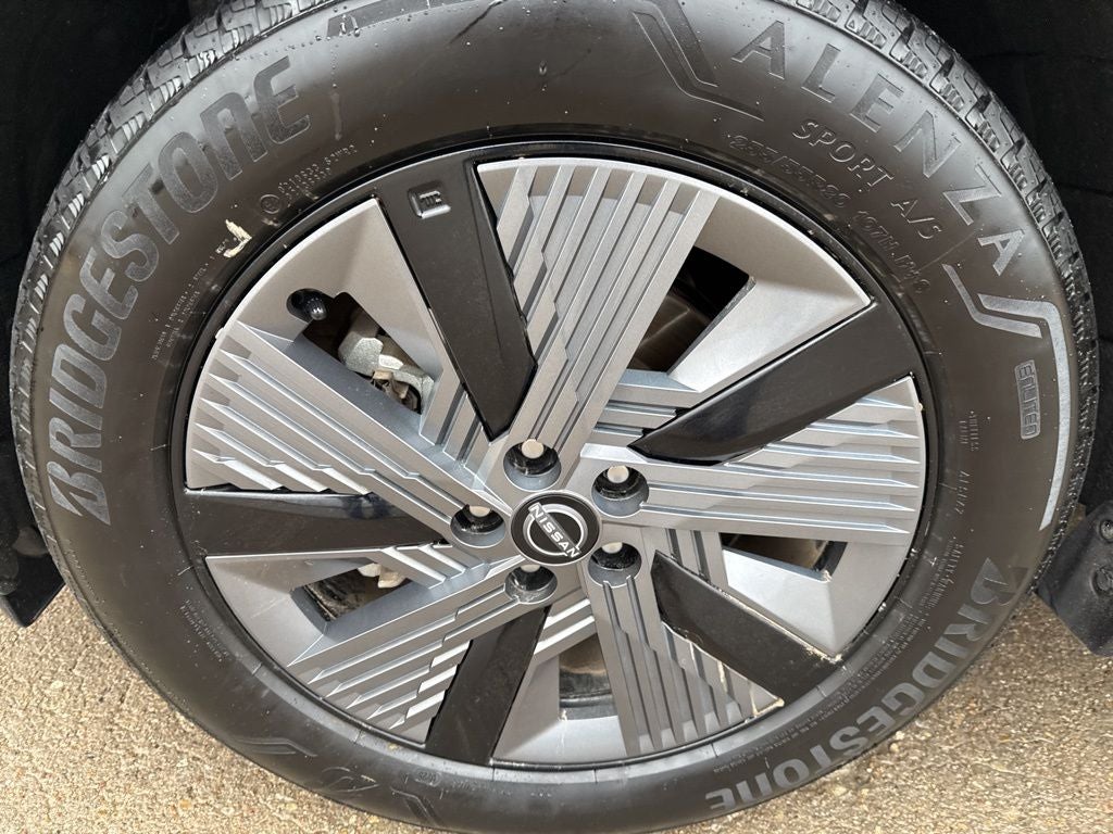 2025 Nissan Murano SL