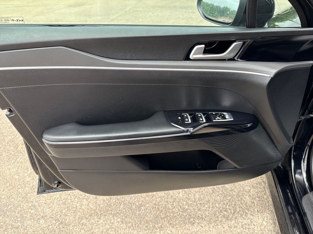 2022 Kia K5 LXS