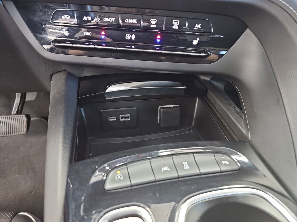 2023 Buick Envision Essence FWD