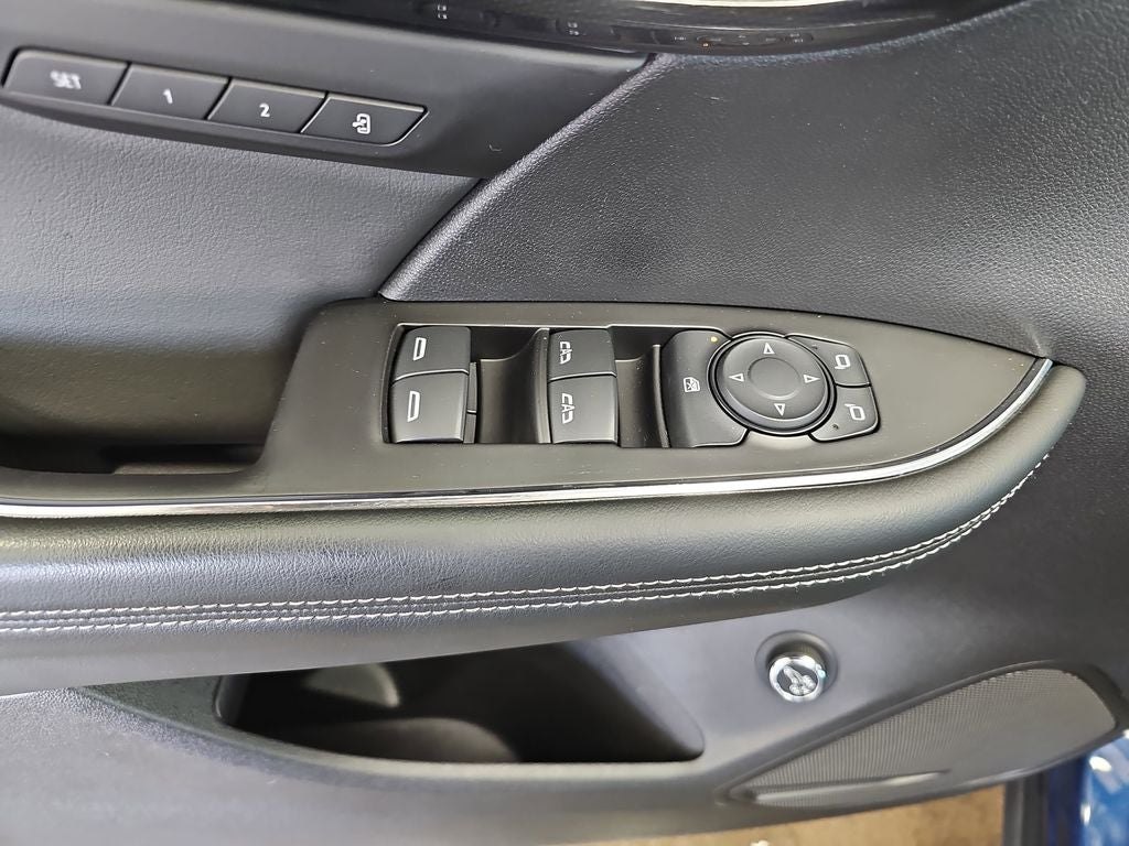 2023 Buick Envision Essence FWD