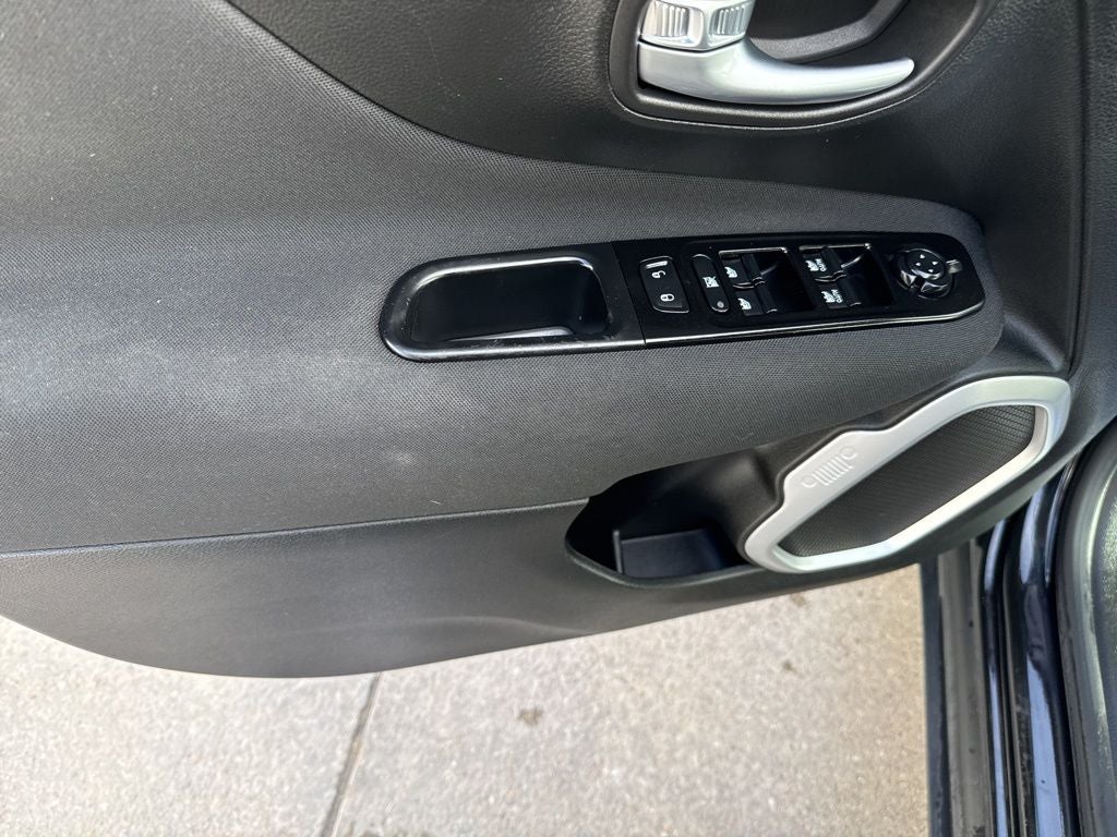 2021 Jeep Renegade Jeepster 4x4