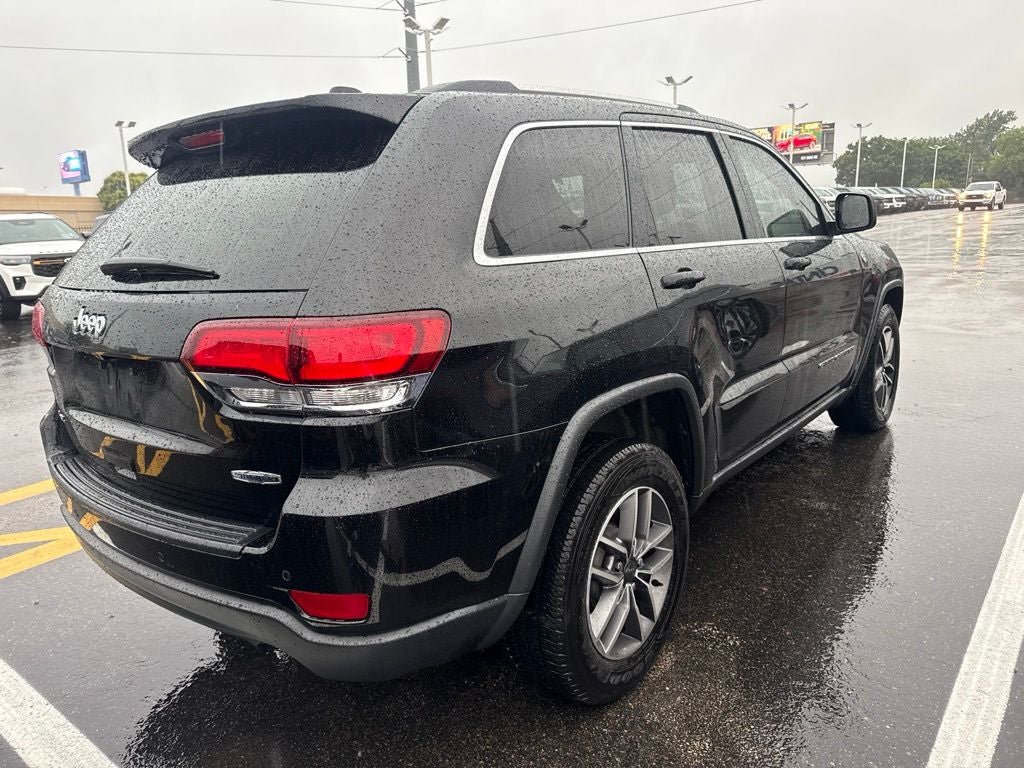 2020 Jeep Grand Cherokee Laredo