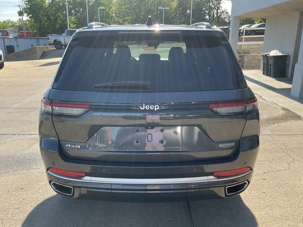2022 Jeep Grand Cherokee Summit Reserve