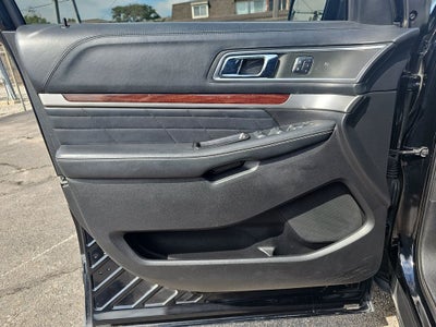 2017 Ford Explorer Platinum