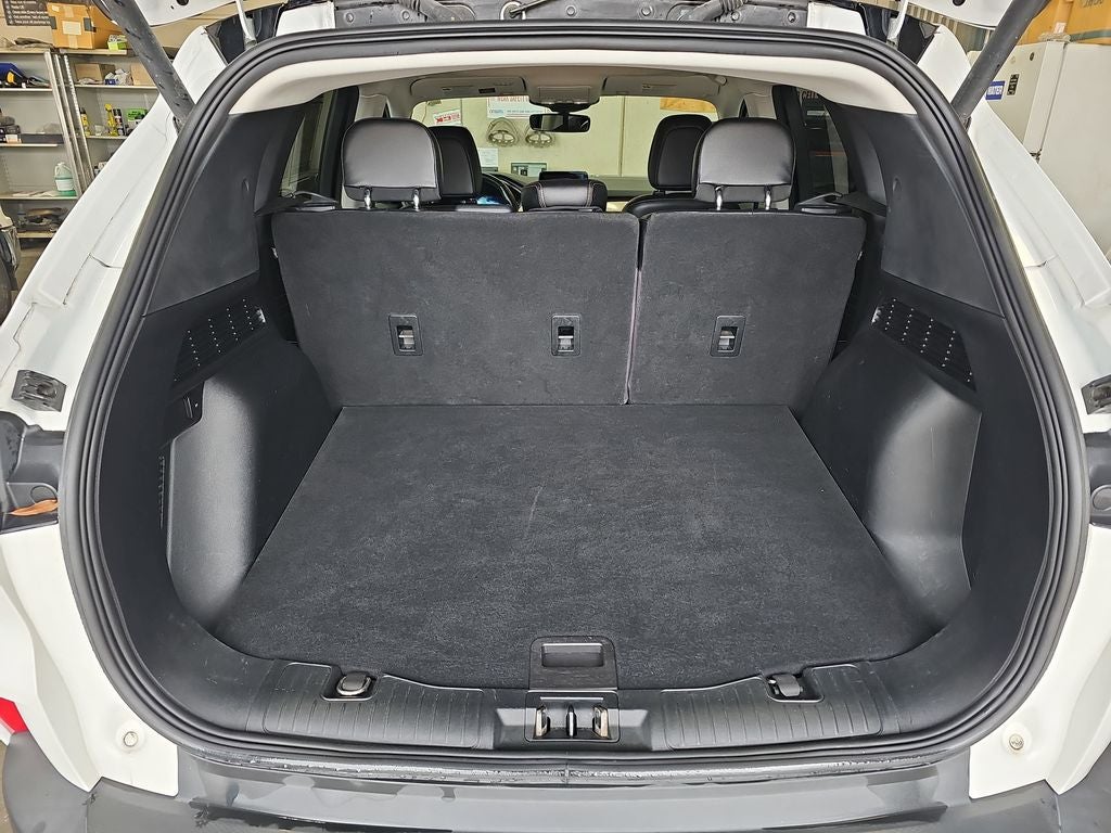2021 Ford Escape Hybrid Titanium