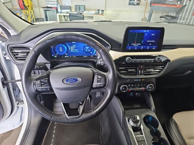 2021 Ford Escape Hybrid Titanium