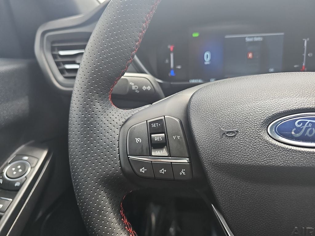 2025 Ford Escape Hybrid ST-Line