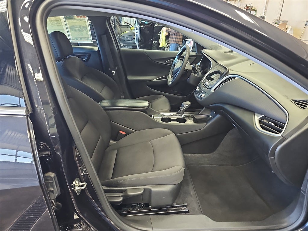 2023 Chevrolet Malibu LT 1LT