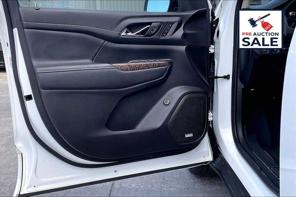 2022 GMC Acadia Denali