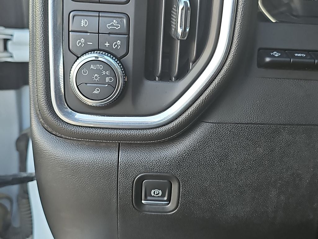 2023 GMC Sierra 3500HD Denali