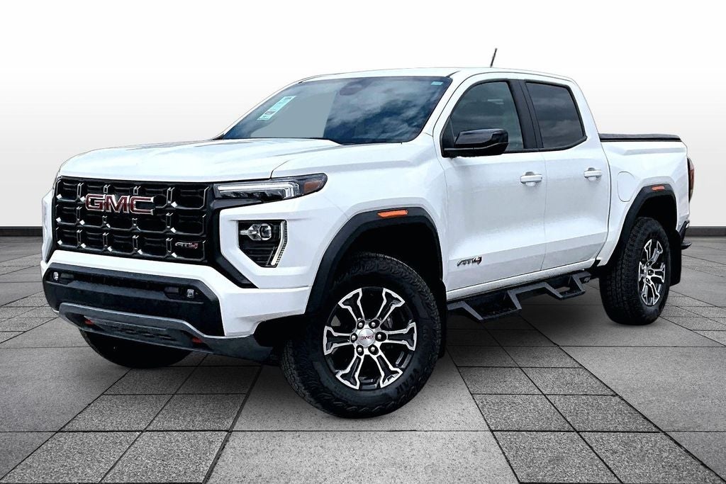 2023 GMC Canyon 4WD AT4 Crew Cab Short Box's photo