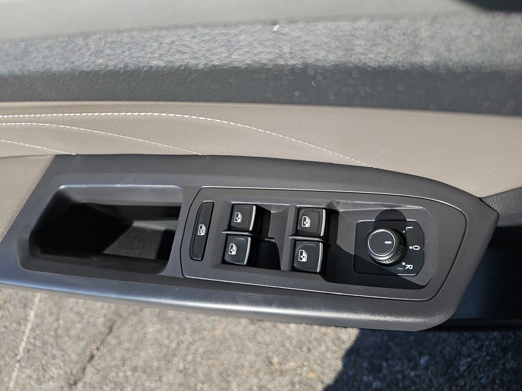 2021 Volkswagen Atlas Cross Sport 3.6L V6 SEL