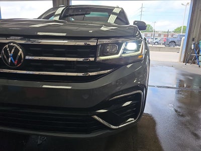 2022 Volkswagen Atlas Cross Sport 3.6L V6 SEL R-Line