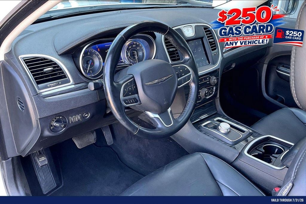 2022 Chrysler 300 Touring