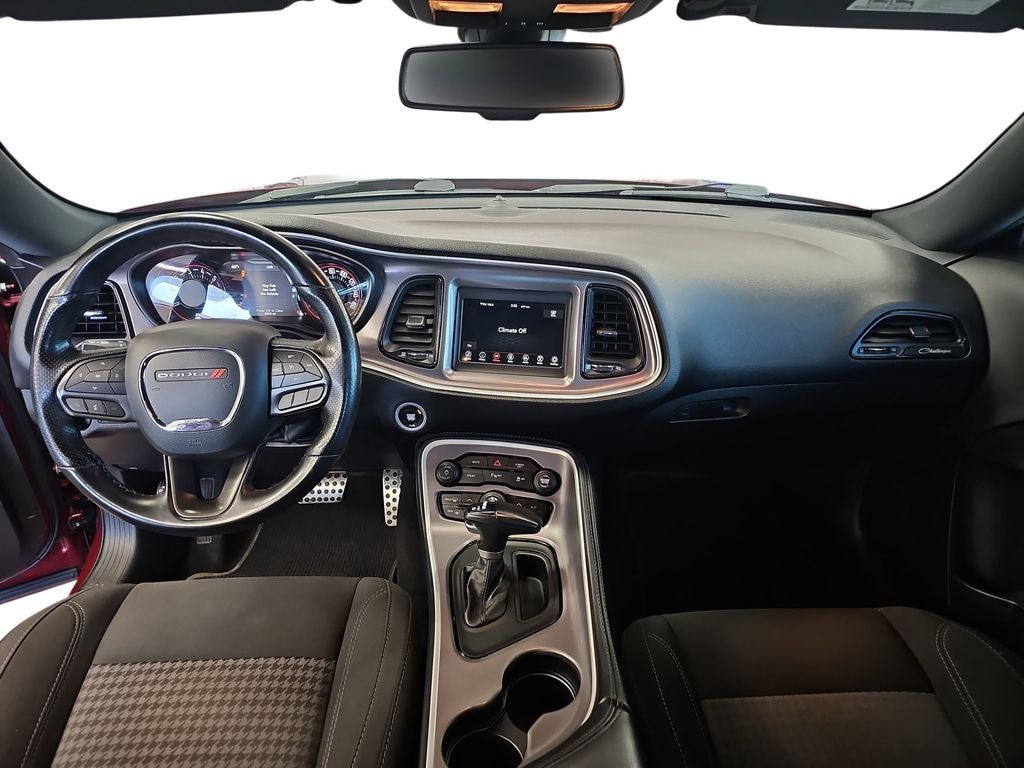2022 Dodge Challenger SXT