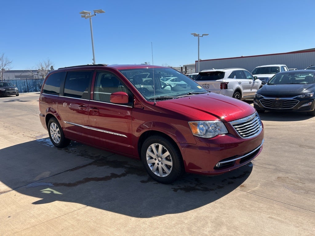 2014 Chrysler Town & Country Touring