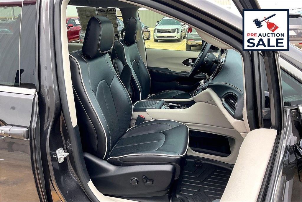 2023 Chrysler Pacifica Hybrid Limited