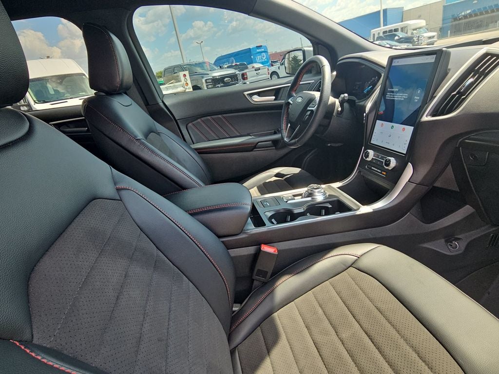 2024 Ford Edge ST Line